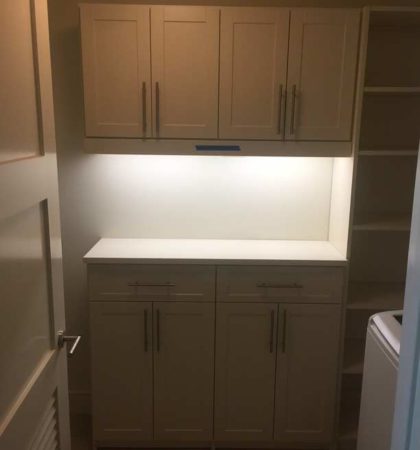 5050-LaundryRoom-AntiqueWhiteShaker-03