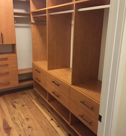Closet-Candlelightmaple-01