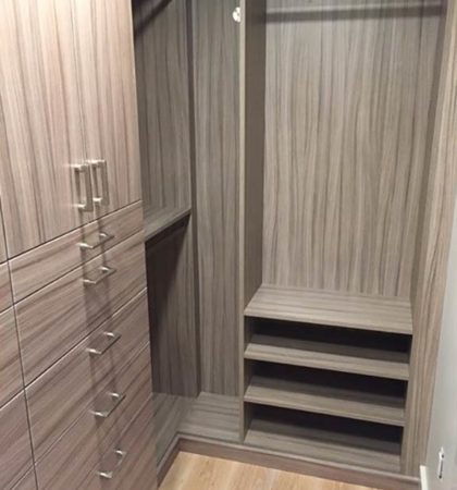 Closet-Driftwood-03