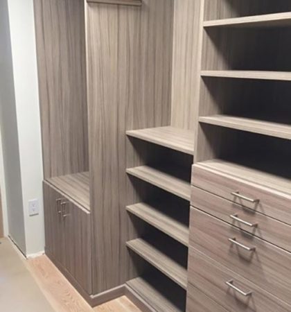 Closet-Driftwood-04