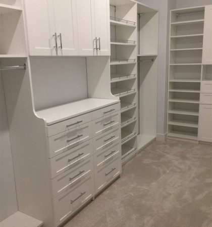 White-Shaker-Closet-(2)
