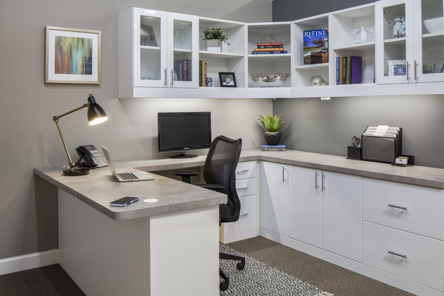 Our custom home office cabinetry is designed around the way you work. Transform a spare bedroom into a stylish and functional custom home office when you work from home.