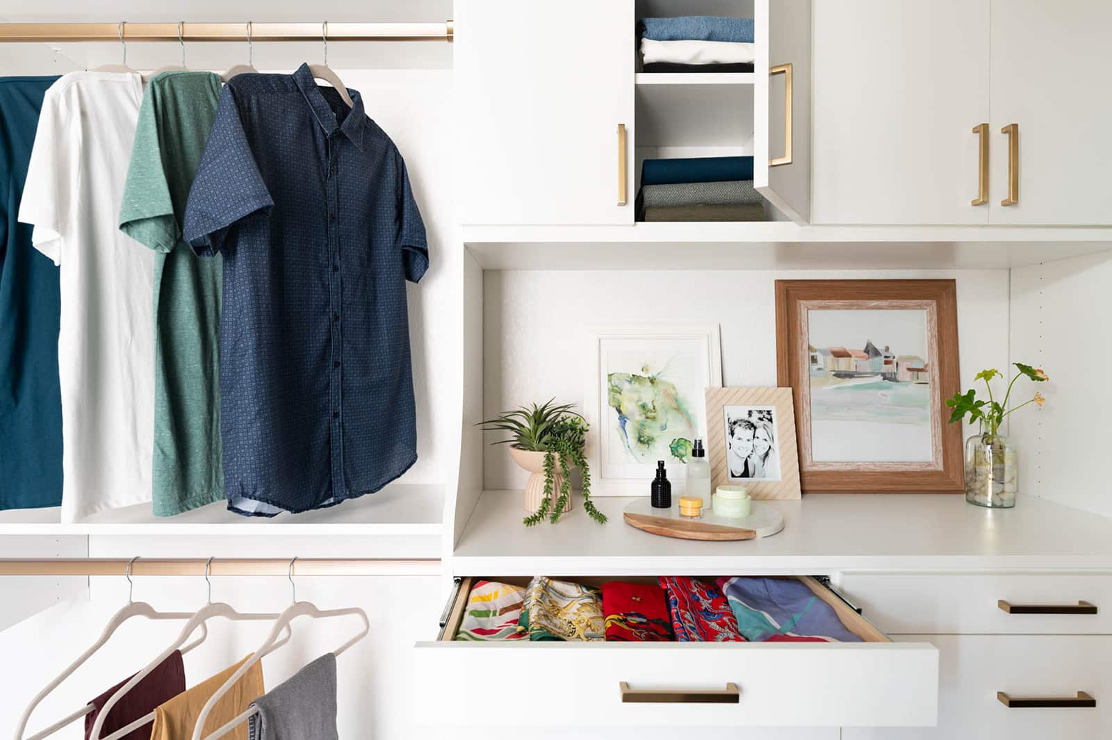 More Space Place offers custom closets San Antonio TX and custom closets Austin TX systems. Explore our custom closet systems.