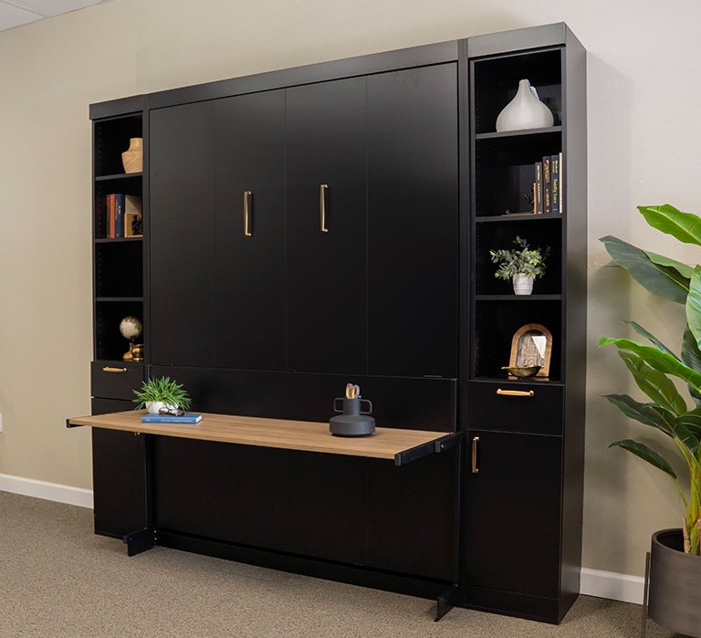 Metropolitan bed with leveling desk Metropolitan bed with leveling desk closed